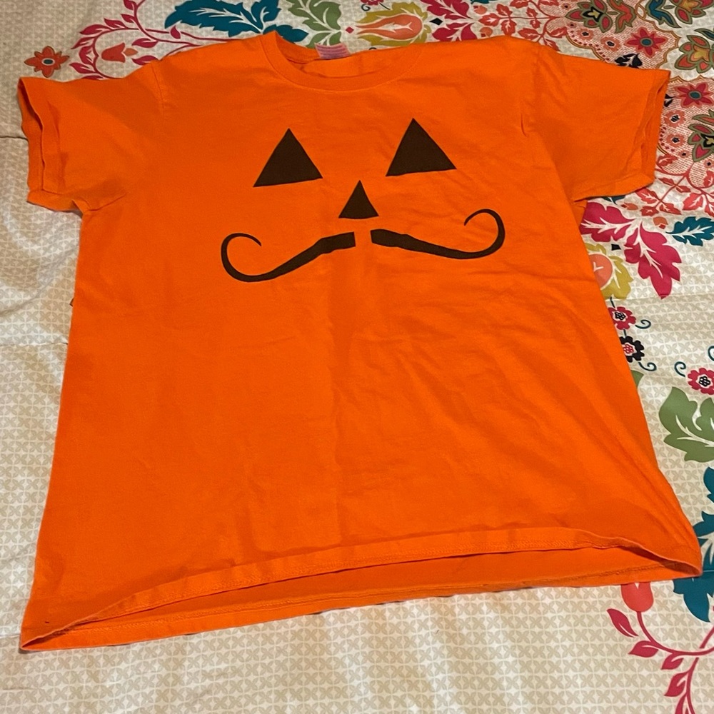 Halloween Shirt Medium